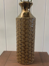 Load image into Gallery viewer, Caramel vase with bronze collar
