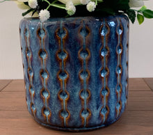 Load image into Gallery viewer, Small Donard Planter
